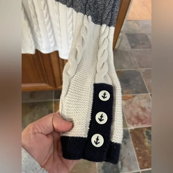 Talbots women’s cable knit sweater - Picture 2 of 6